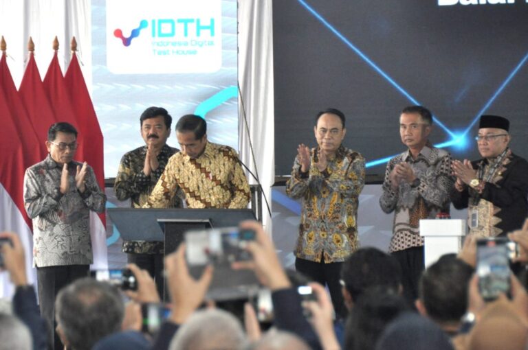 Resmikan IDTH, Jokowi : Indonesia Harus Jadi Produsen dalam Digitalisasi