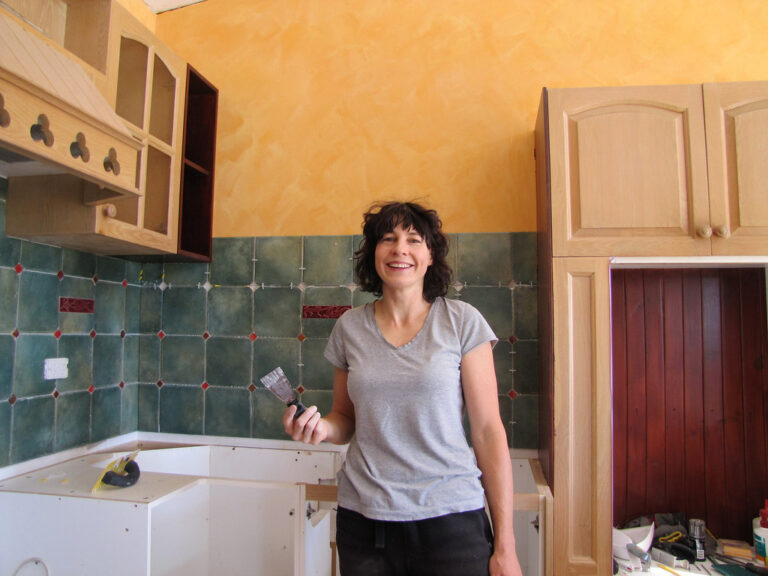 How to Budget for a Complete Tiling Project in Your Home