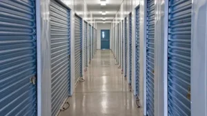 Storage Units 10 x 10