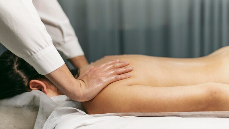 Découvrez les Bienfaits de la Massage othérapie Près de Chez Moi: Un Guide Complet