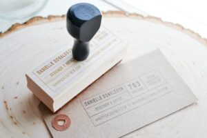 Choosing the Right Rubber Stamp in Abu Dhabi: Top Makers and Types