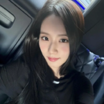 BLINK Bersukacita! Jisoo Beri Kode Proyek Menarik Tahun Depan