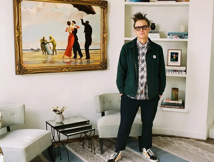 Mark Hoppus BLINK-182 Jual Karya Seni Banksy