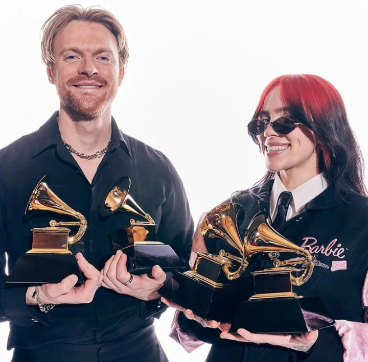 Billie Eilish Kalah di Grammy, Penggemar Diminta Tidak Berkelahi