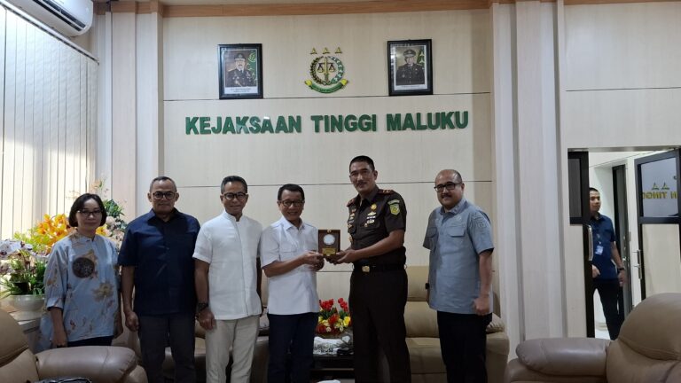 Kajati Maluku Agoes SP, SH, MH Terima Kunjungan Silaturahmi Wakil Direktur Utama BNI