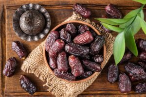 Health Benefits of Date Fruits and Flax Seeds For Improved Immunity and Digestive System