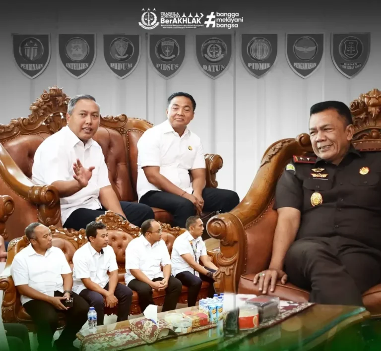 Kajati Jatim Terima Audiensi Jajaran BBWS Bengawan Solo, Tegaskan Komitmen Kepatuhan Hukum dalam Pembangunan