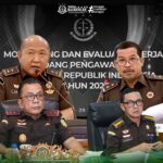 Memperkuat Transparansi dan Akuntabilitas, Kejati Jatim Ikuti Monev Bersama Inspektur II JAMWAS