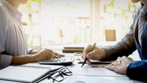 Tax Planning For ExpatsIn 2026: How A Tax Advisor Can Simplify Your Life