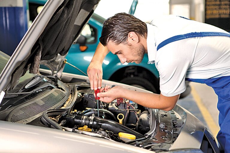 Why Regular Visits to a Mechanic Garage Matter