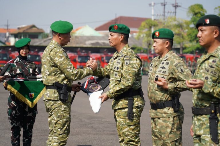 Kodam V/Brawijaya Gelar Upacara Bendera 17-an Tekankan Pengabdian dan Ketahanan Wilayah