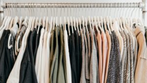 How Stock Garments Suppliers in Bangladesh Ensure Fast Delivery for Buyers