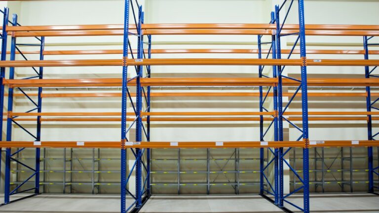 Why Businesses in Bangladesh Are Adopting Pallet Rack Systems