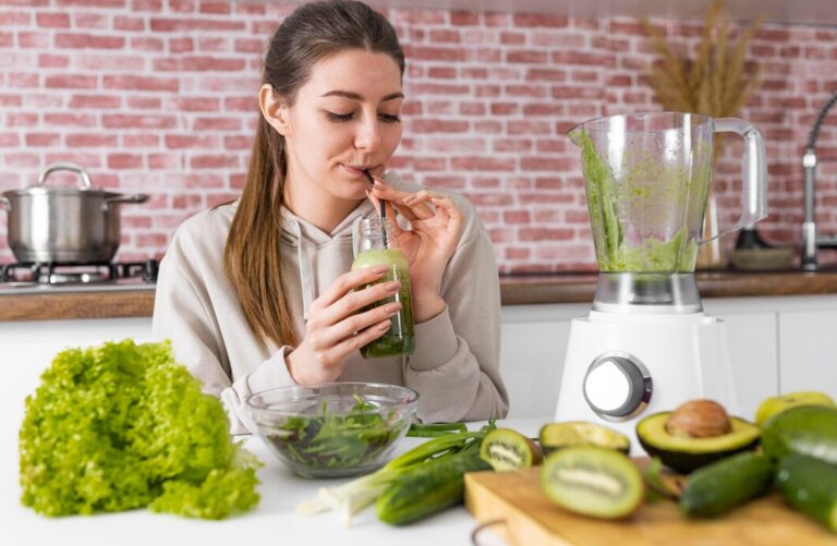 Vegan Detox: A Natural Way to Cleanse Your Body and Boost Energy