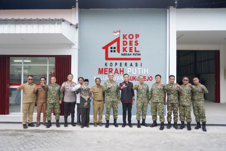 Pangdam V/Brawijaya Tinjau Kesiapan Peresmian Nasional Koperasi Merah Putih di Lamongan