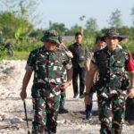 ‎Brigjen TNI Kohir Menyapa Jalan Masa Depan Petani Slempit