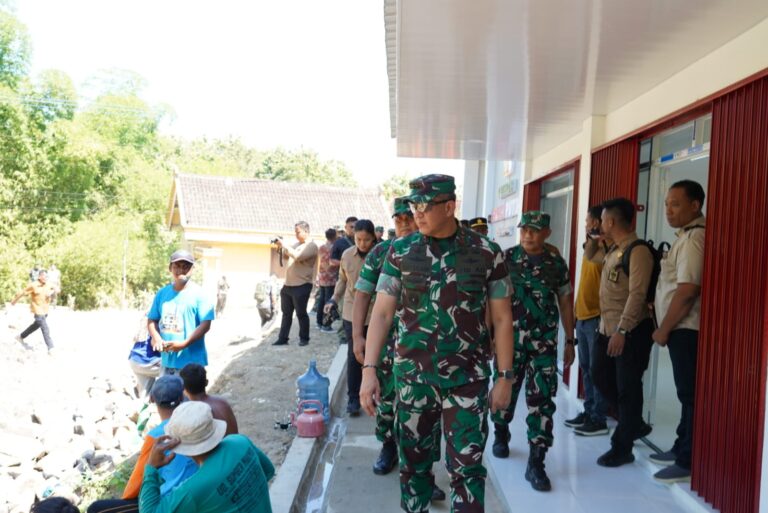 Pangdam V/Brawijaya Tinjau Lahan Pembangunan Yonif TP Ngawi dan KDKMP Desa Kerek