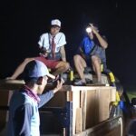 Penampakan Anak SD, Saat Kerja Malam Hari di TMMD 128 Gresik