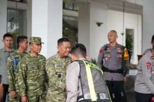 Pengamanan Humanis, Peringatan Mayday di Surabaya Berlangsung Aman