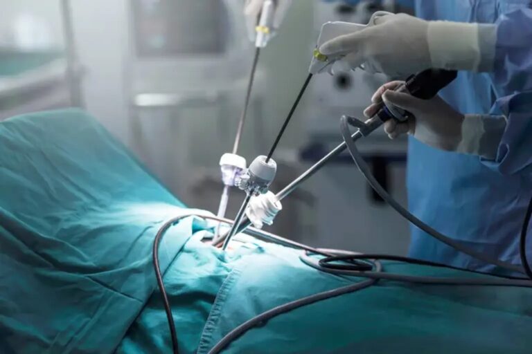 Minimally Invasive Techniques for Better Recovery