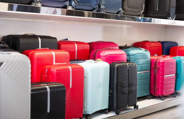 Discover Naples Without the Burden – The Ultimate Guide to Luggage Storage in Naples