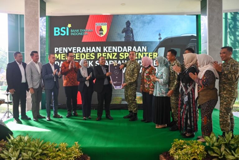 Kodam V/Brawijaya Terima Bantuan Kendaraan Operasional dari BSI RO VIII Surabaya untuk Perkuat Mobilitas Tugas