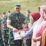 Pangdam V/Brawijaya Tinjau Penguatan Layanan Kesehatan, Ketahanan Pangan, dan Pembangunan Yonif TP di Malang
