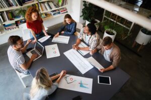 Freelance Web Designer Riyadh: How a Well-Designed Website Improves Customer Retention